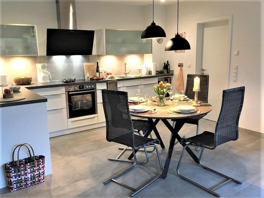 Compass-App-5 Apartment โฮวัคท์ ภายนอก รูปภาพ