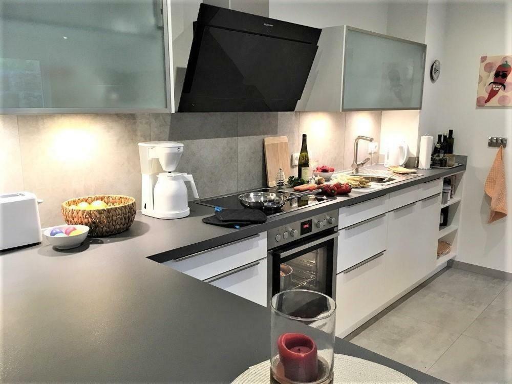Compass-App-5 Apartment โฮวัคท์ ภายนอก รูปภาพ